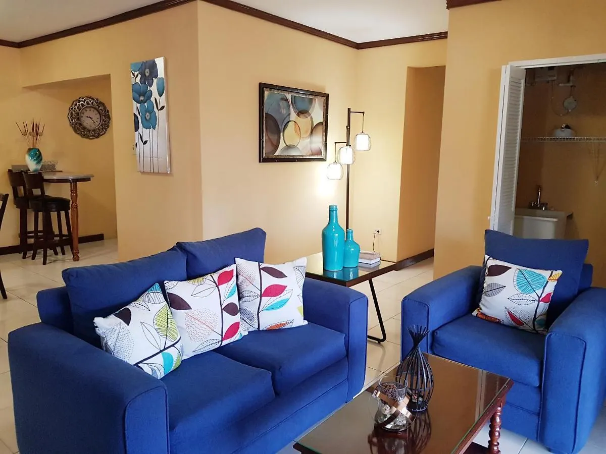Apartment Emerald Glades @ Eas Kingston Jamaica